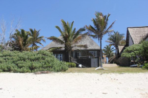  Keravel Bungalows  Pointe D'esny